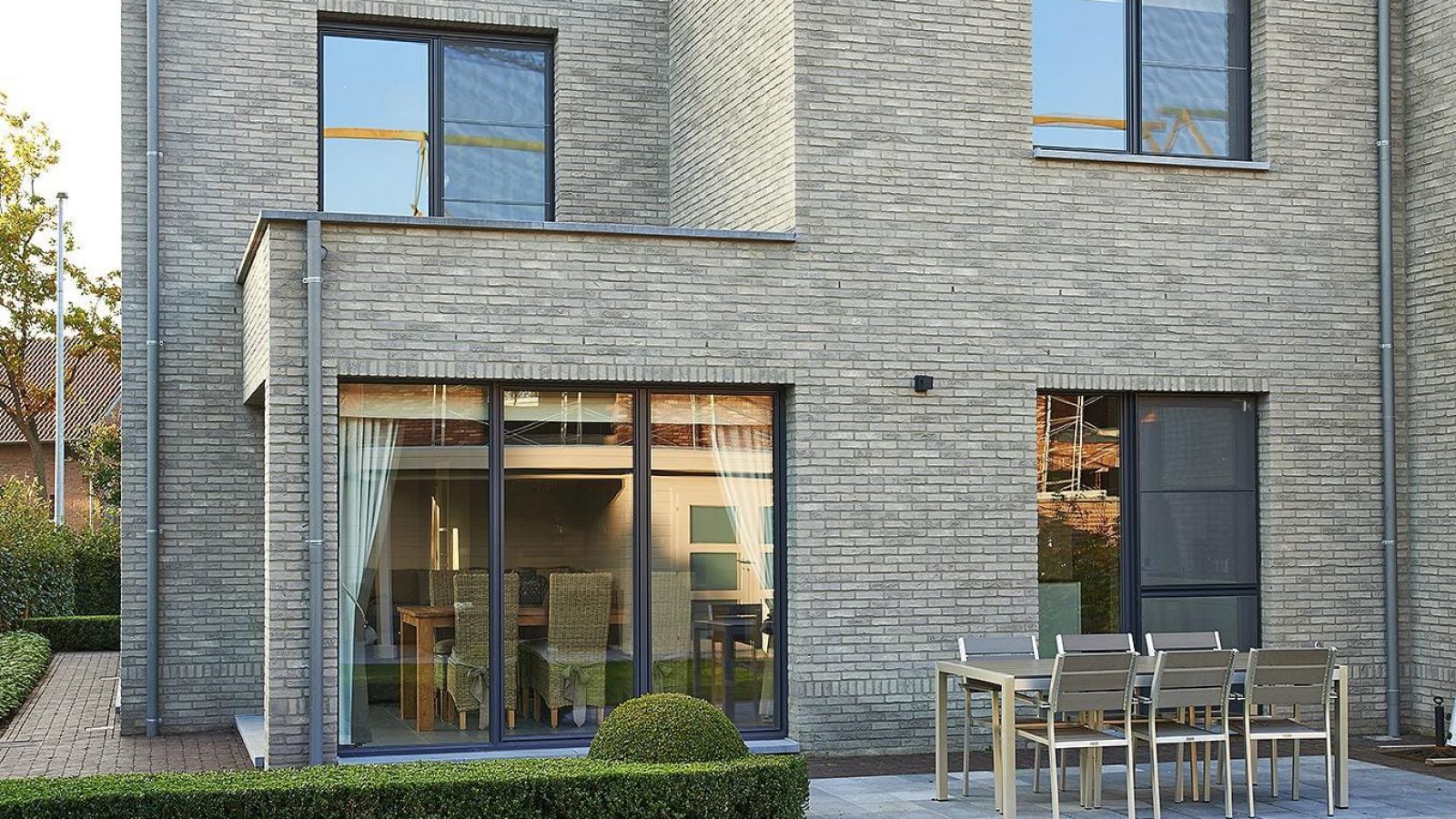 hoogstraten-10-15